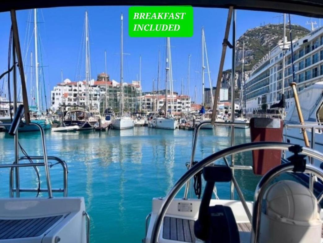 Luxury Yacht Stay "White Dove" Sleeps 6 Gibraltár Kültér fotó